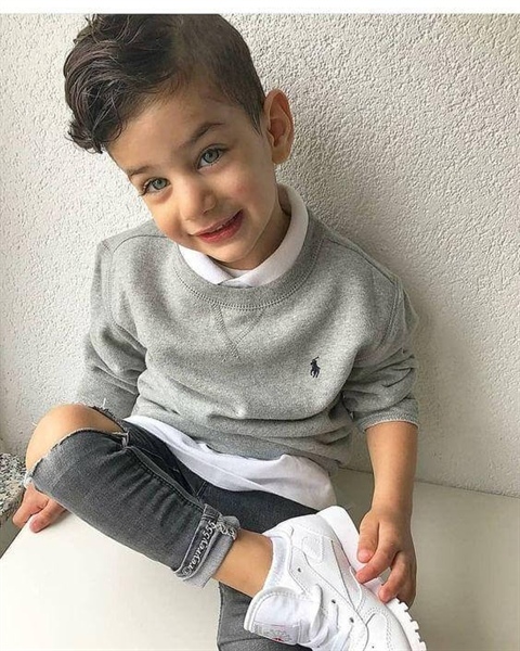 چه پارچه ‌ای برای لباس بچه گانه مناسب است؟