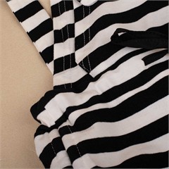 شلوارک پیشبندی نخی راه راه مشکی کد 2990