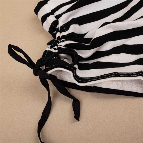 شلوارک پیشبندی نخی راه راه مشکی کد 2990