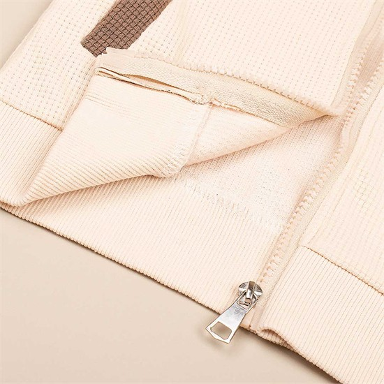 ست سه تکه کد 3917 سویشرت+ شلوار + بادی بگ کرم طرح تدی