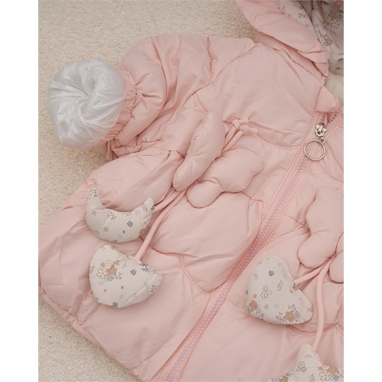 کاپشن صورتي پروانه