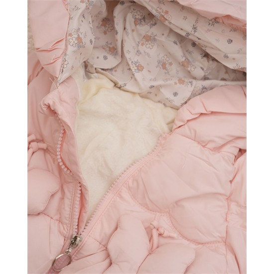 کاپشن صورتي پروانه