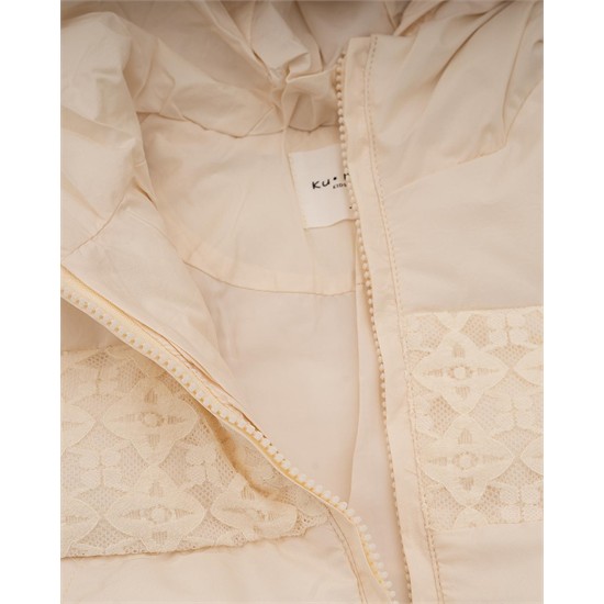 کاپشن شيري گيپور