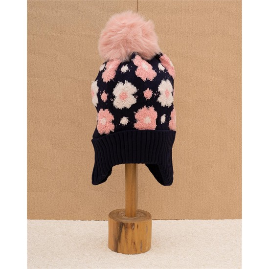 کلاه بافت طرح گل گلی