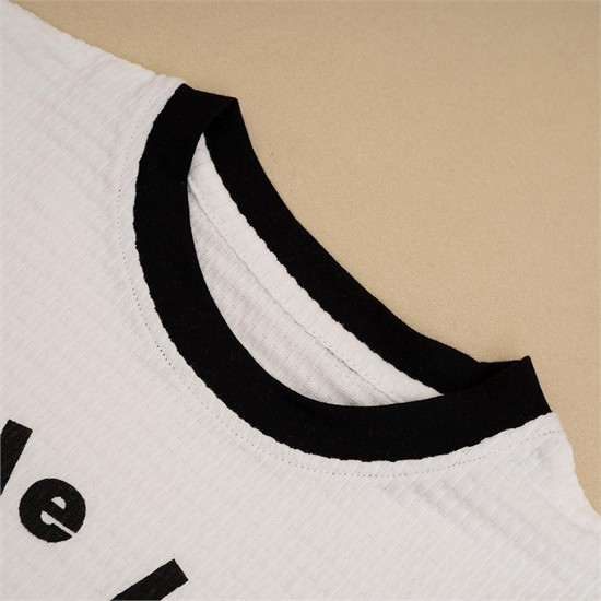 ست کراپ و شلوار برمودا طرح Hello kitty