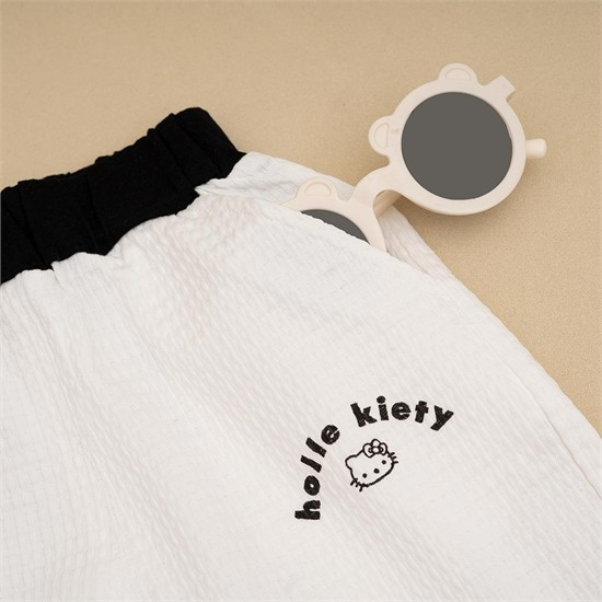 ست کراپ و شلوار برمودا طرح Hello kitty