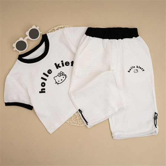 ست کراپ و شلوار برمودا طرح Hello kitty