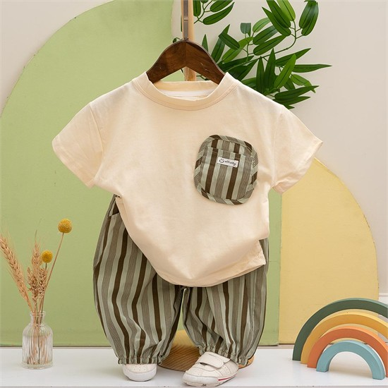 ست تيشرت و شلوارک راه راه