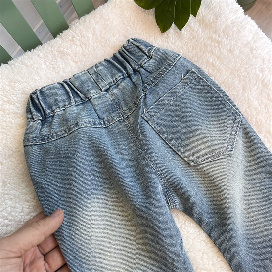 شلوار بوت کات جین طرح توت فرنگی و خرگوش