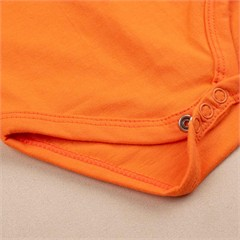 ست سه تکه کد 2535 بادی + شلوارک پیشبندی + جوراب
