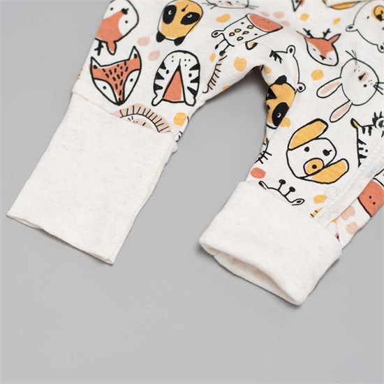 ست پنج تکه سرهمي بي جوراب ، بادي ، پيشبند، کلاه، دستکش