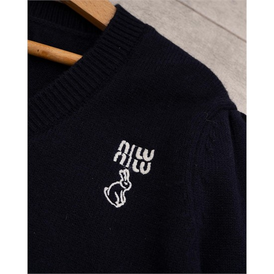 ژاکت بافت سرمه اي خرگوش